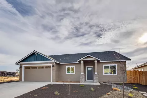 4082 SW 38th Pl #LOT 41, Redmond, OR 97756