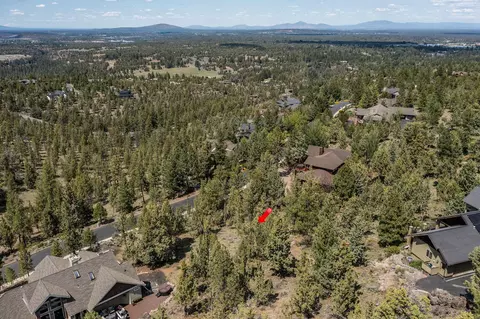 View/Area - 3341 NW Panorama Dr, Bend, OR 97703 photo 20 of 26