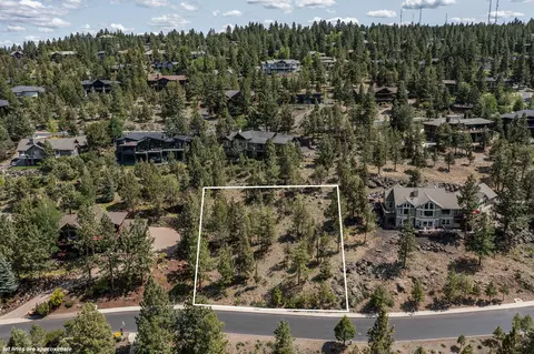 View/Area - 3341 NW Panorama Dr, Bend, OR 97703 photo 6 of 26