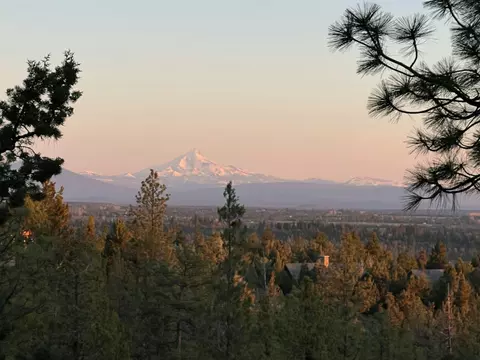 View/Area - 3341 NW Panorama Dr, Bend, OR 97703 photo 1 of 26