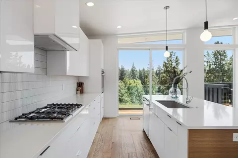 1464 NW Ogden Ave, Bend, OR 97703 photo 21