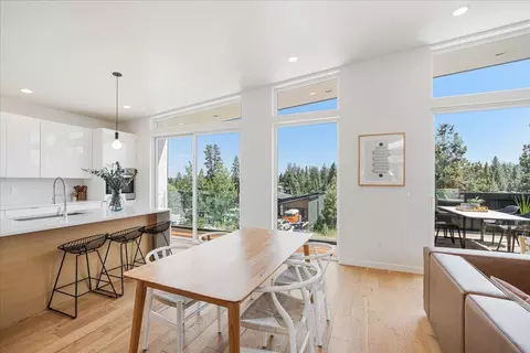 1464 NW Ogden Ave, Bend, OR 97703 photo 14