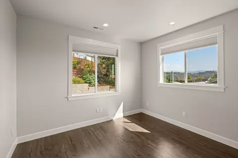 272 Cambridge Ter, Eagle Point, OR 97524 photo 18