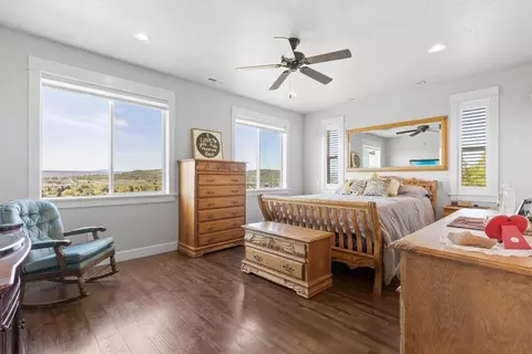 272 Cambridge Ter, Eagle Point, OR 97524 photo 14