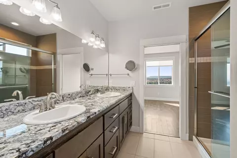 272 Cambridge Ter, Eagle Point, OR 97524 photo 11
