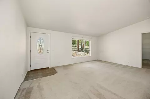 8080 E Antelope Rd, Eagle Point, OR 97524 photo 7