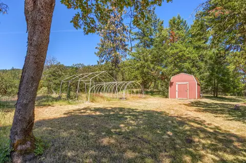 8080 E Antelope Rd, Eagle Point, OR 97524 photo 32