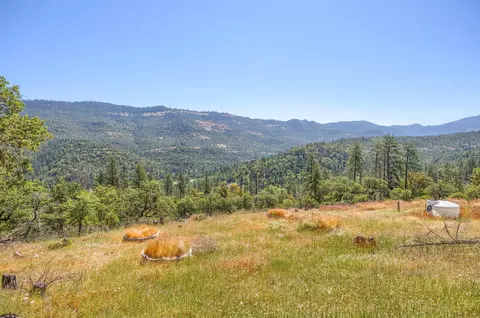 8080 E Antelope Rd, Eagle Point, OR 97524 photo 34