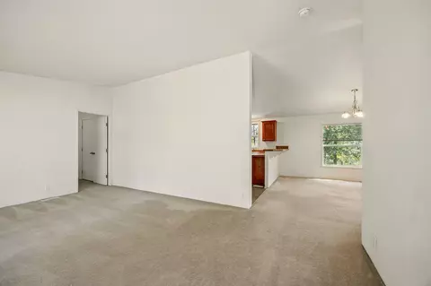 8080 E Antelope Rd, Eagle Point, OR 97524 photo 9