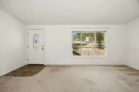 8080 E Antelope Rd, Eagle Point, OR 97524 photo 8