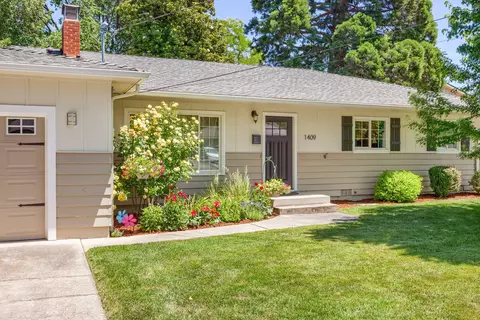 1409 Jasper St, Medford, OR 97501