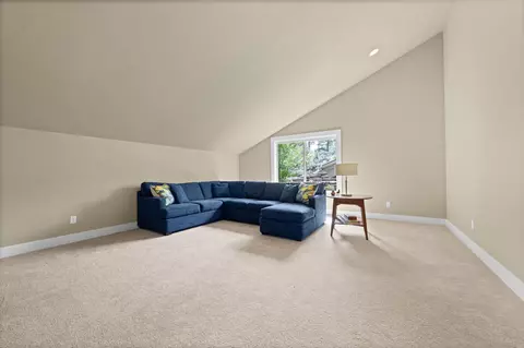 Living - 19651 Painted Ridge Loop, Bend, OR 97702 photo 4 of 4