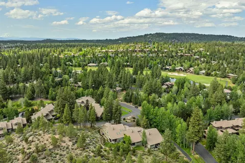 View/Area - 19651 Painted Ridge Loop, Bend, OR 97702 photo 7 of 7