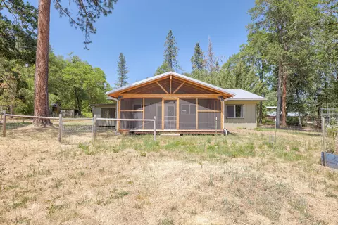 Exterior - 532 Sheraton Dr, Williams, OR 97544 photo 7 of 29