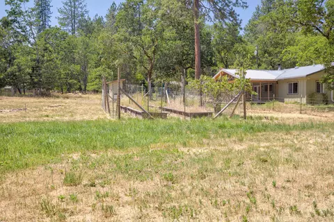 Exterior - 532 Sheraton Dr, Williams, OR 97544 photo 17 of 29