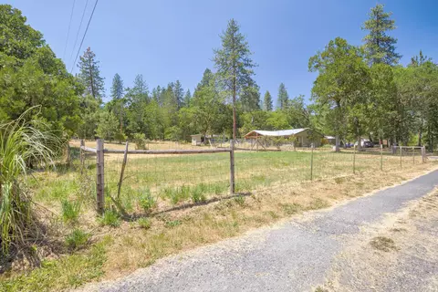 Exterior - 532 Sheraton Dr, Williams, OR 97544 photo 20 of 29
