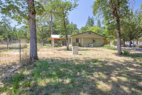 Exterior - 532 Sheraton Dr, Williams, OR 97544 photo 13 of 29