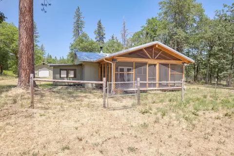 Exterior - 532 Sheraton Dr, Williams, OR 97544 photo 10 of 29