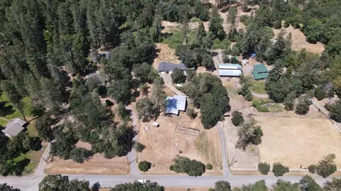 View/Area - 532 Sheraton Dr, Williams, OR 97544 photo 4 of 6