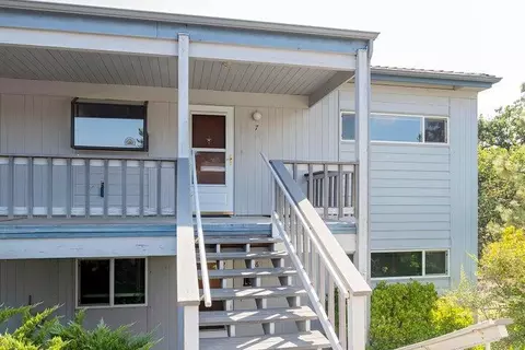 854 Twin Pines Cir #7, Ashland, OR 97520