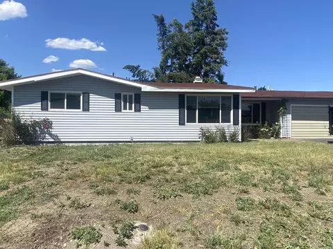 4939 Sumac Ct, Klamath Falls, OR 97603