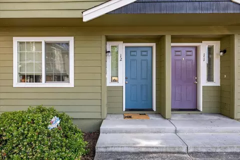 2030 Brookhurst St #12, Medford, OR 97504