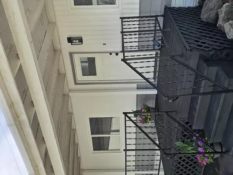 3646 Summers Ln # 3, Klamath Falls, OR 97603
