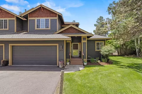 5036 Swallow Ct, Klamath Falls, OR 97601
