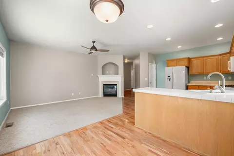 Living - 2149 SE Harley Ln, Bend, OR 97702 photo 4 of 11