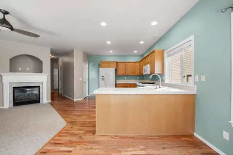 Living - 2149 SE Harley Ln, Bend, OR 97702 photo 5 of 11
