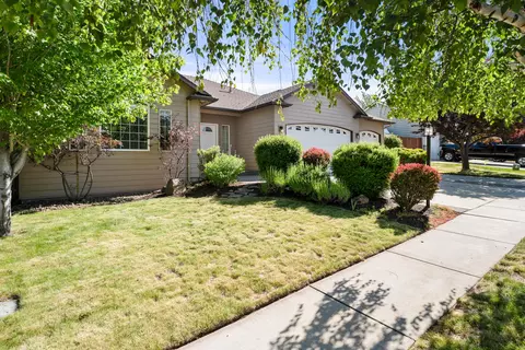Exterior - 2149 SE Harley Ln, Bend, OR 97702 photo 12 of 12