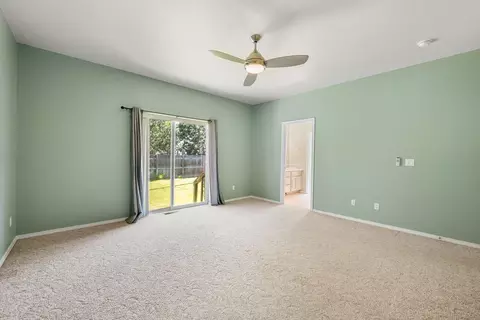 Bedroom - 2149 SE Harley Ln, Bend, OR 97702 photo 2 of 6
