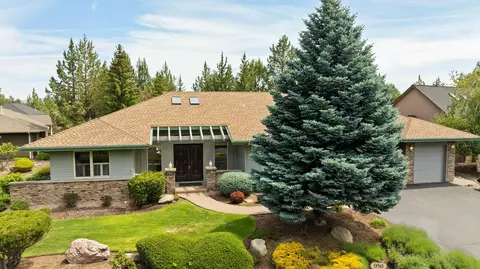 950 Willet Ln, Redmond, OR 97756