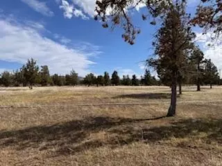 61160 Obernolte Rd, Bend, OR 97701
