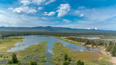 View/Area - 64415 Quail Dr, Bend, OR 97703 photo 9 of 10