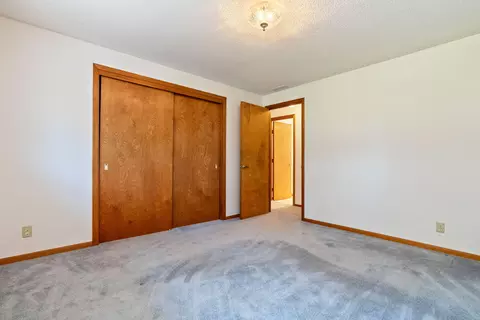Bedroom - 64415 Quail Dr, Bend, OR 97703 photo 6 of 6