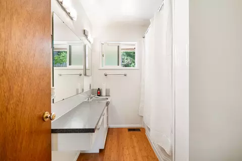 Bath - 2120 W 23rd Ave, Eugene, OR 97405 photo 1 of 5