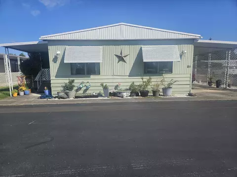 301 Freeman Rd UNIT 85, Central Point, OR 97502