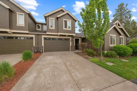 60367 SE Hedgewood Ln, Bend, OR 97702 photo 3