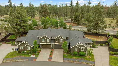 60367 SE Hedgewood Ln, Bend, OR 97702