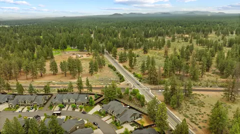 60367 SE Hedgewood Ln, Bend, OR 97702 photo 44