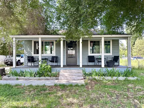 4882 Harlan Dr, Klamath Falls, OR 97603