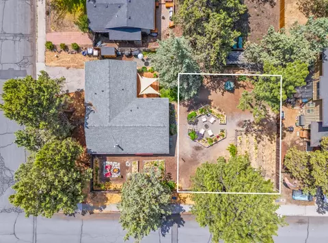 623 SE Roosevelt Ave, Bend, OR 97702