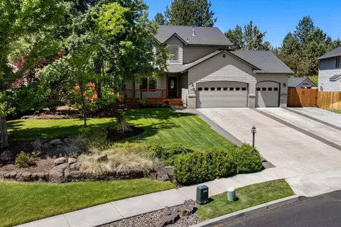 Other - 351 SE Soft Tail Loop, Bend, OR 97702 photo 12 of 13