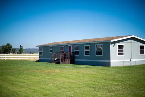 2806 Front St, Malin, OR 97632