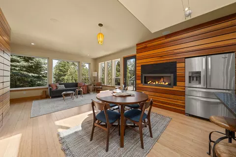 1696 SW Knoll Ave #1 & 2, Bend, OR 97702