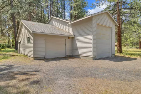 Other - 60142 W Ridgeview Dr, Bend, OR 97702 photo 11 of 12
