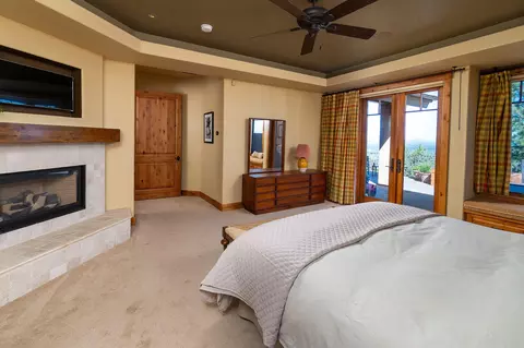 1320 NW Remarkable Dr, Bend, OR 97703 photo 15