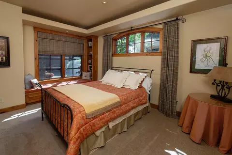 1320 NW Remarkable Dr, Bend, OR 97703 photo 18