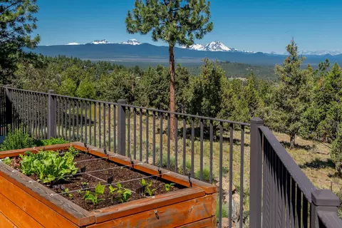 1320 NW Remarkable Dr, Bend, OR 97703 photo 31